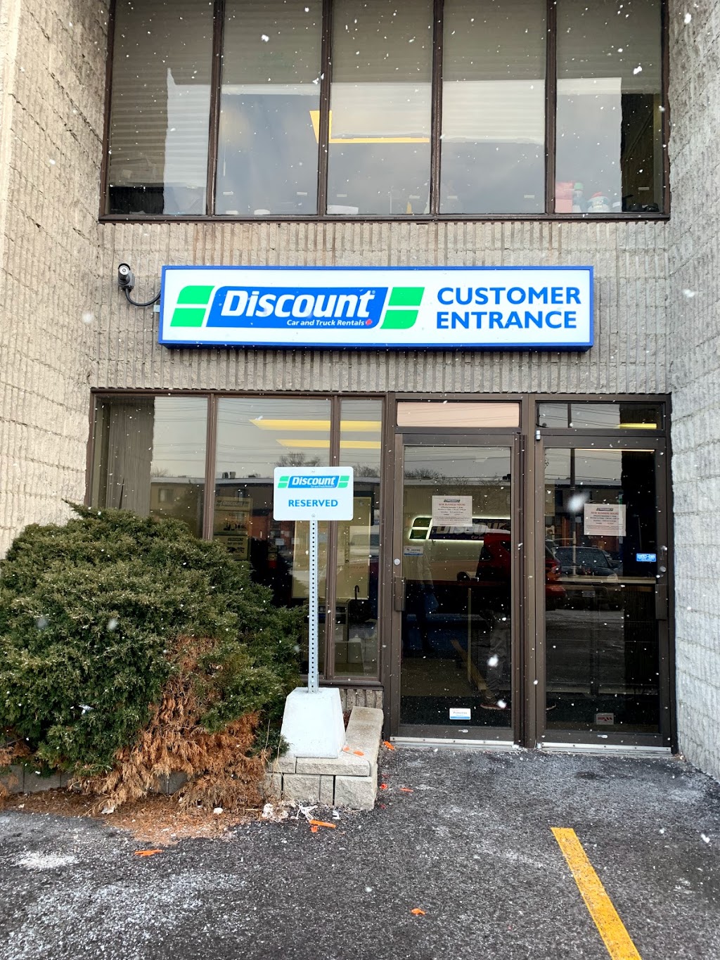 Discount Car & Truck Rentals | 1365 Kennedy Rd, Scarborough, ON M1P 2L6, Canada | Phone: (416) 293-8959