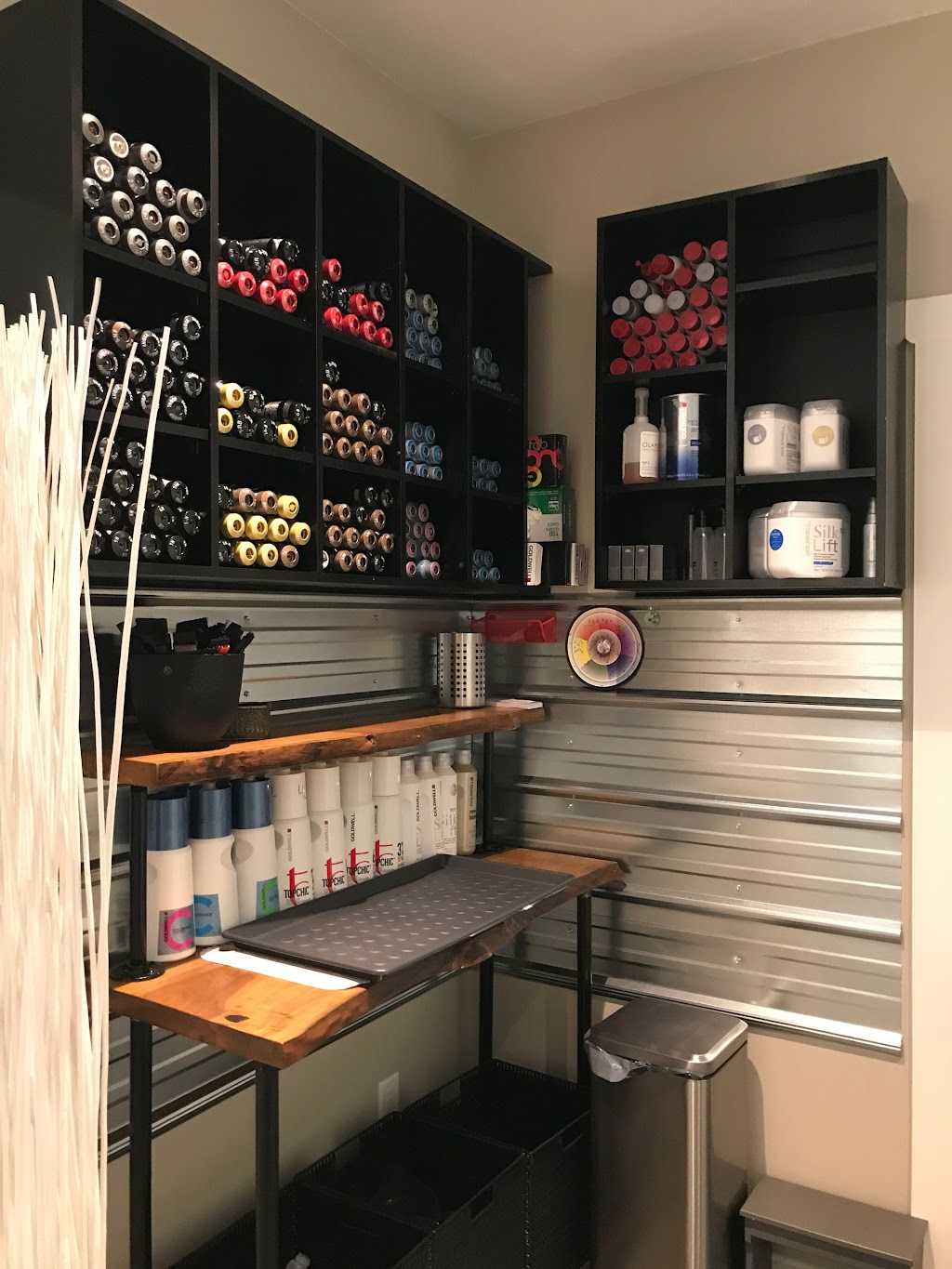 Melodys Shear Attitude | 1275 Centre Rd, Qualicum Beach, BC V9K 2G3, Canada | Phone: (250) 752-8445
