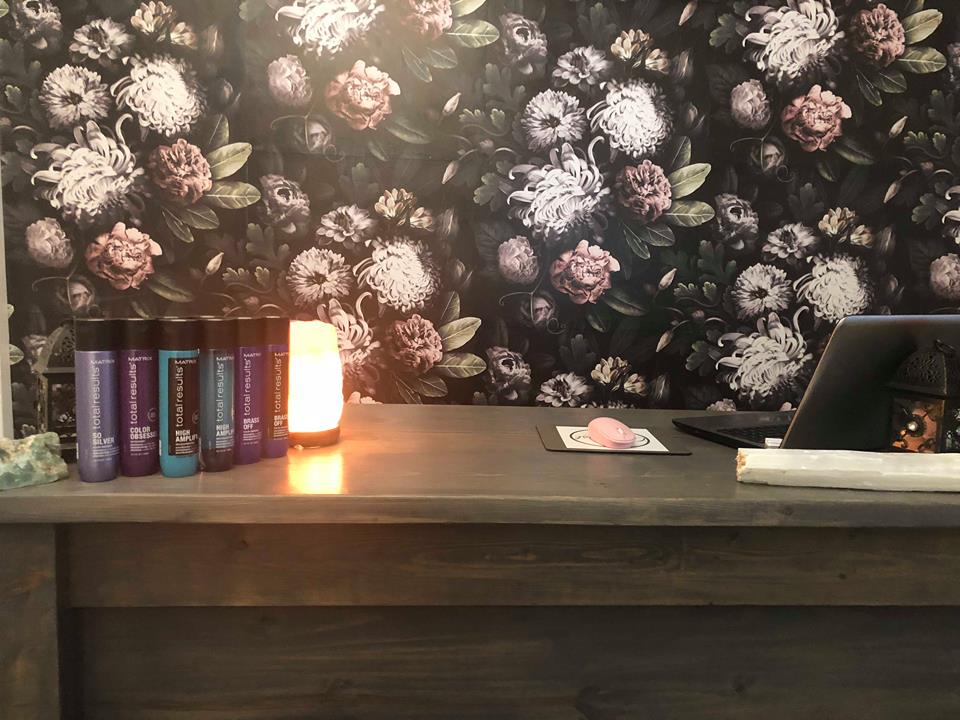 Amethyst Beauty Studio | 118 Main St S, Rockwood, ON N0B 2K0, Canada | Phone: (519) 993-5498