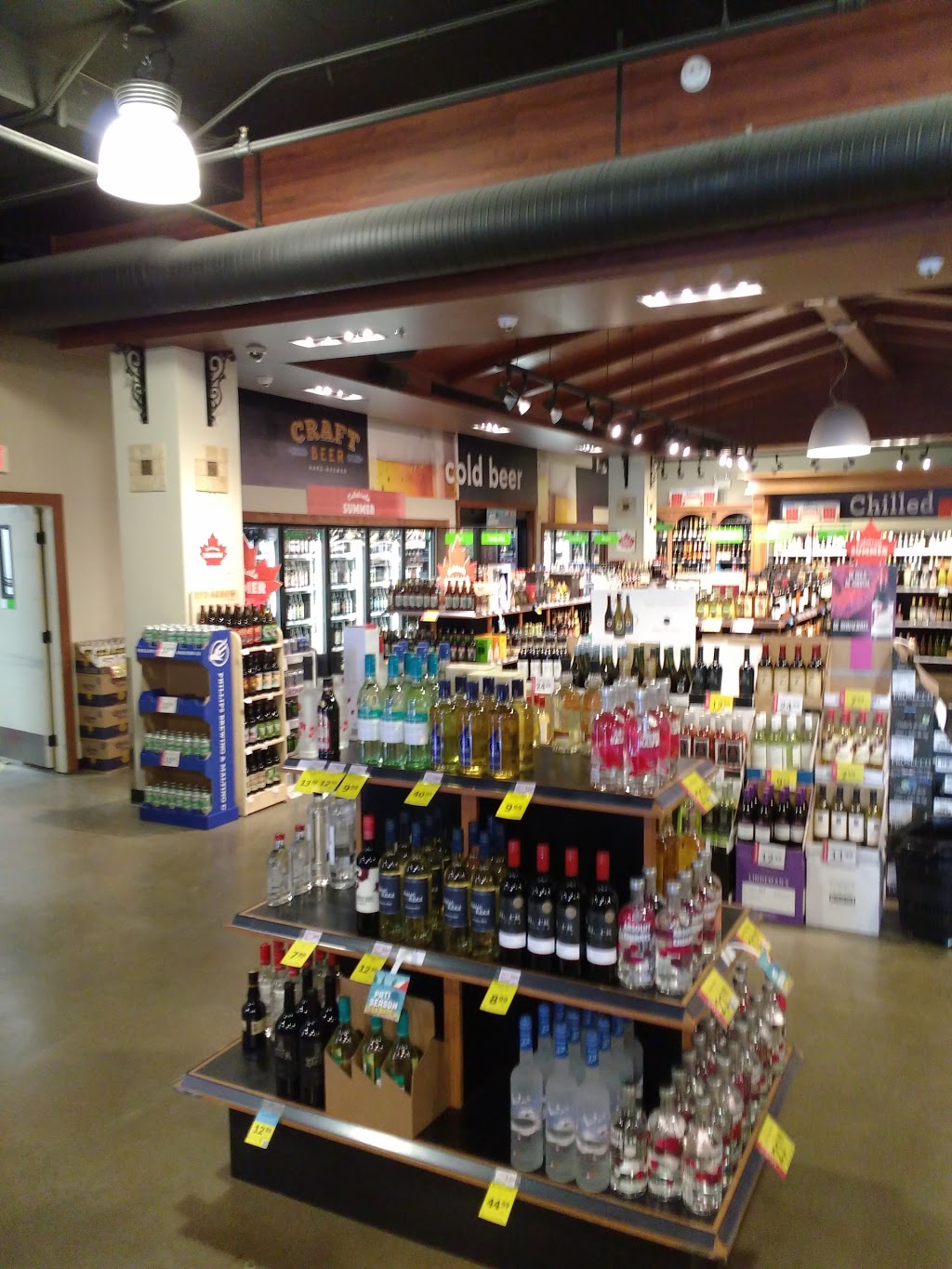 Thrifty Foods Liquor Tuscany Village | 1660 McKenzie Ave #101, Saanich, BC V8T 4K8, Canada | Phone: (250) 384-9463