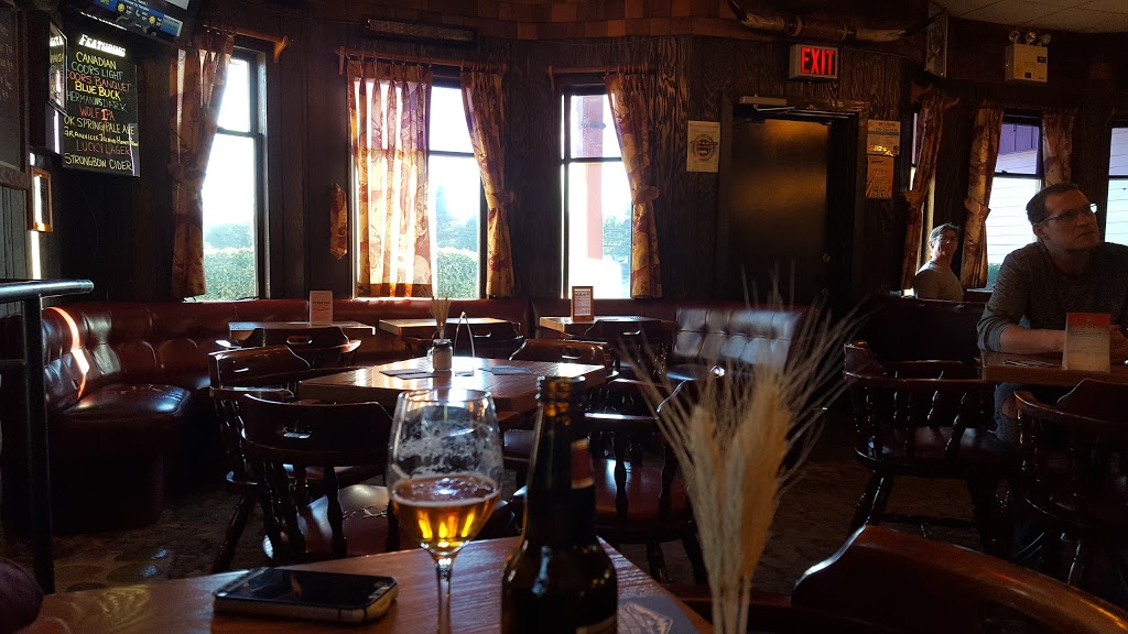 Wheatsheaf pub and liquor store | 1866 Cedar Rd, Nanaimo, BC V9X 1L7, Canada | Phone: (250) 722-3141