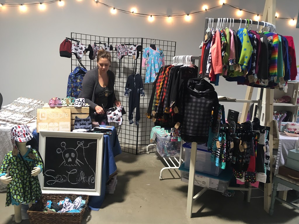 Mama Loves Sewing | 3554 Tillicum Rd, Victoria, BC V8X 4H4, Canada | Phone: (250) 213-9529