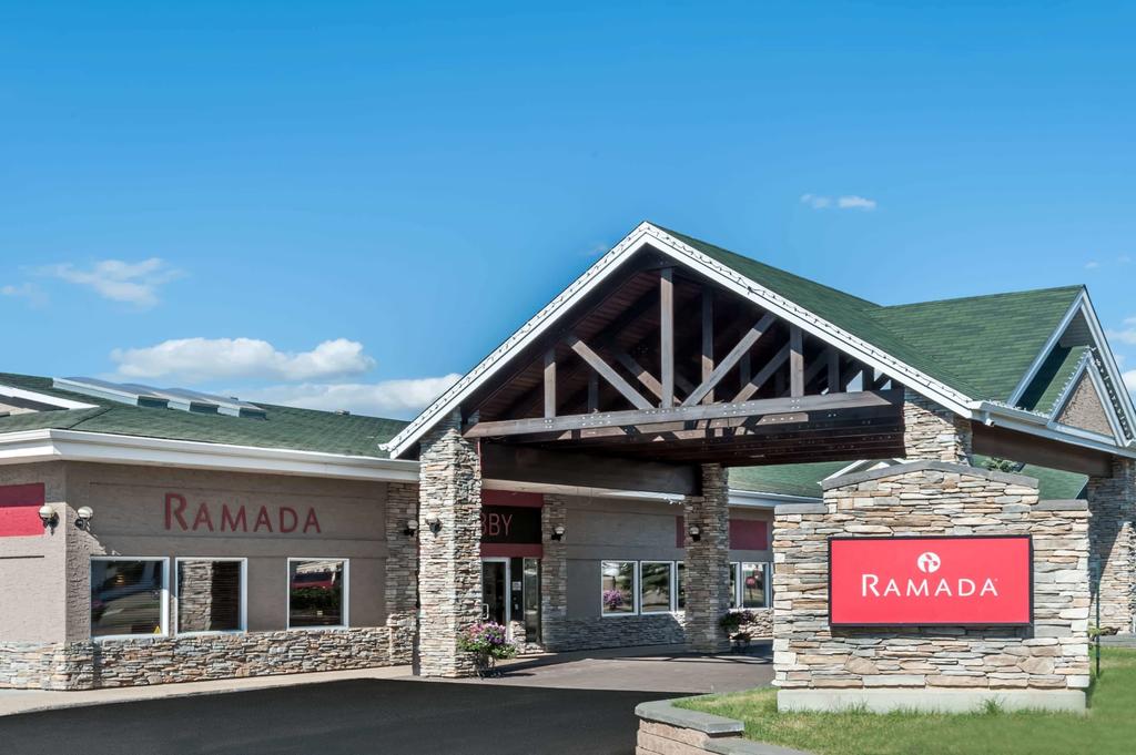 InnHotels | 3003 43 Ave #113, Stony Plain, AB T7Z 0H4, Canada | Phone: (780) 963-9292