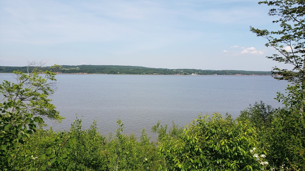 Horton light | 1021 Bluff Rd, Hantsport, NS B0P 1P0, Canada | Phone: (902) 497-3828
