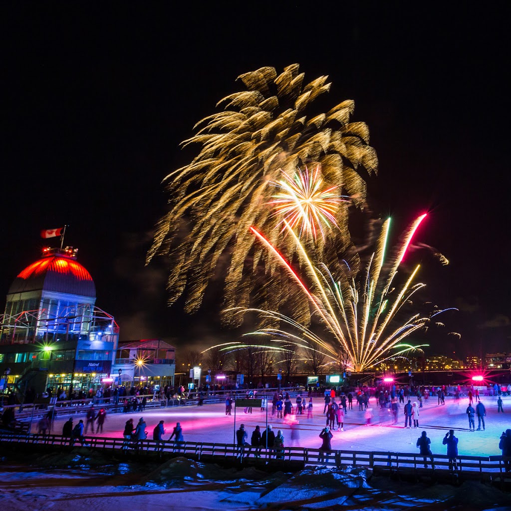 Patinoire réfrigérée du Vieux-Port de Montréal | Bassin Bonsecours, Montréal, QC H2Y 2E2, Canada | Phone: (514) 496-7678