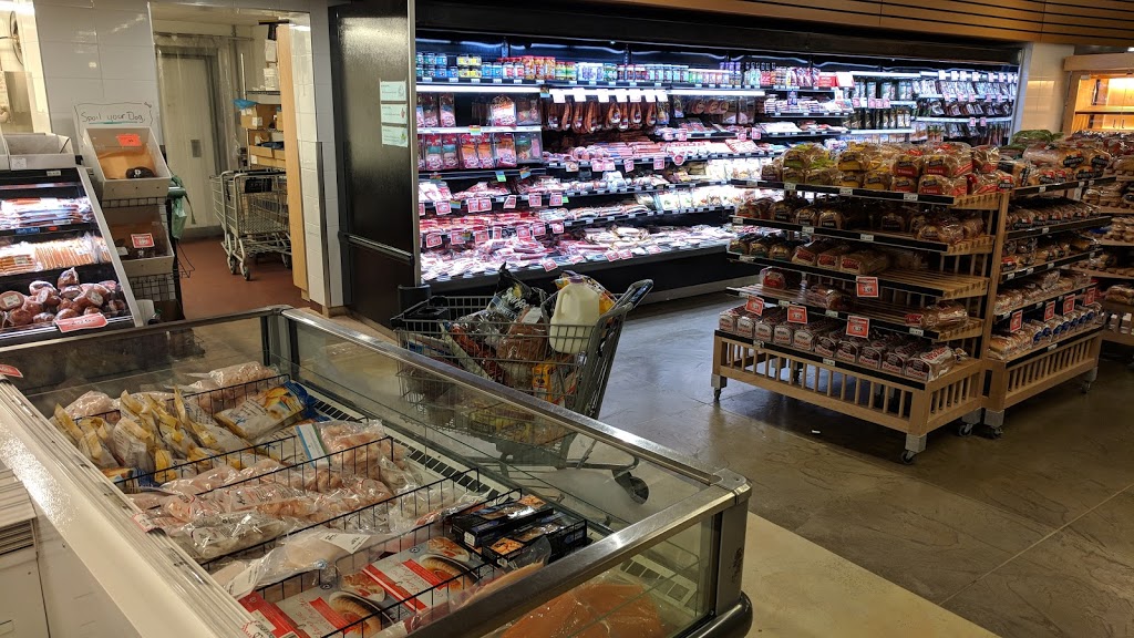 Askews Foods - Uptown | 2701 11 Ave NE, Salmon Arm, BC V1E 2S3, Canada | Phone: (250) 832-7622