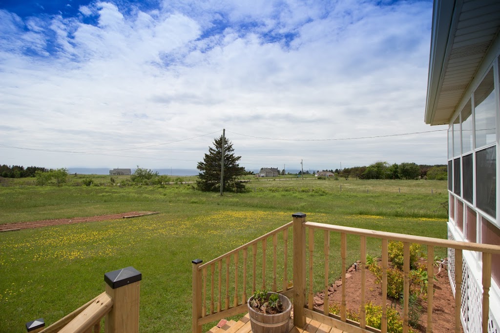 Red Sands at the Cove Cottage | 7014 PE-19, Canoe Cove, PE C0A 1H7, Canada | Phone: (902) 393-6644