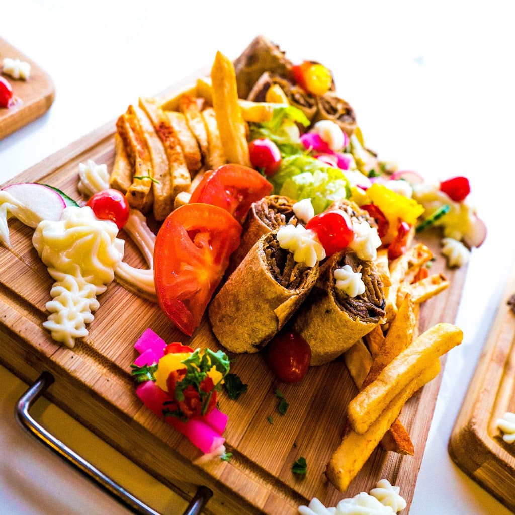 Pita King | 100 Marina Dr, Chestermere, AB T1X 1N2, Canada | Phone: (403) 207-5111