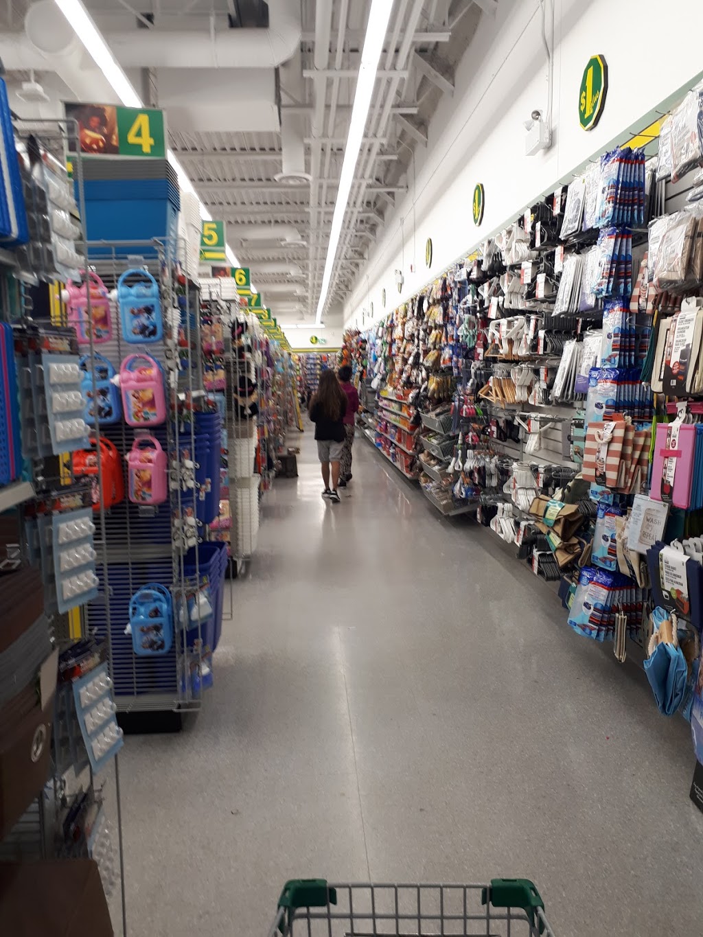Dollarama | Crossing Centre, 12546 137 Ave NW, Edmonton, AB T5L 4Y5, Canada | Phone: (780) 371-0637