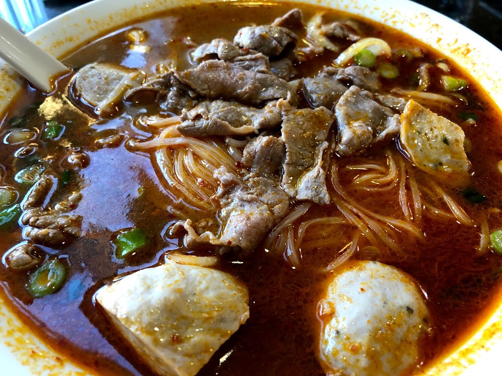 Nha Trang Restaurant | 1110 Panatella Blvd NW #760, Calgary, AB T3K 0B6, Canada | Phone: (403) 262-8099