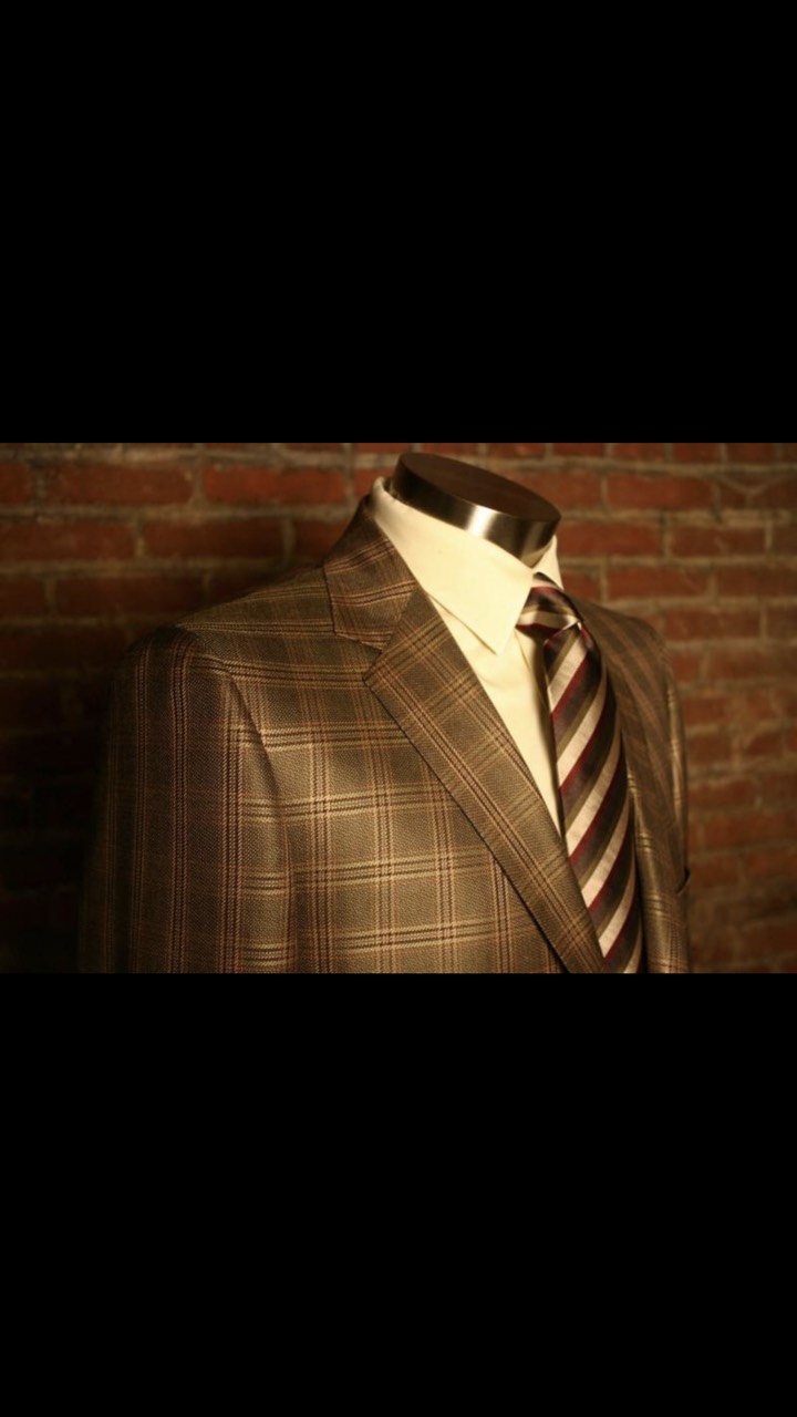 Quality Tailor & Cleaners | FREE PARKING AT REAR ENTRANCE, 2021 Avenue Rd, North York, ON M5M 4A5, Canada | Phone: (647) 345-2253