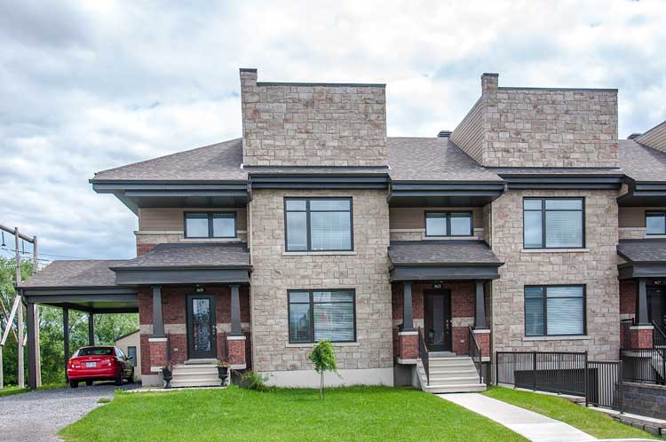 Toitures Garant et Frères Inc | 6615 Rue Alfred-Pellan, Lévis, QC G6V 9S9, Canada | Phone: (418) 882-6142