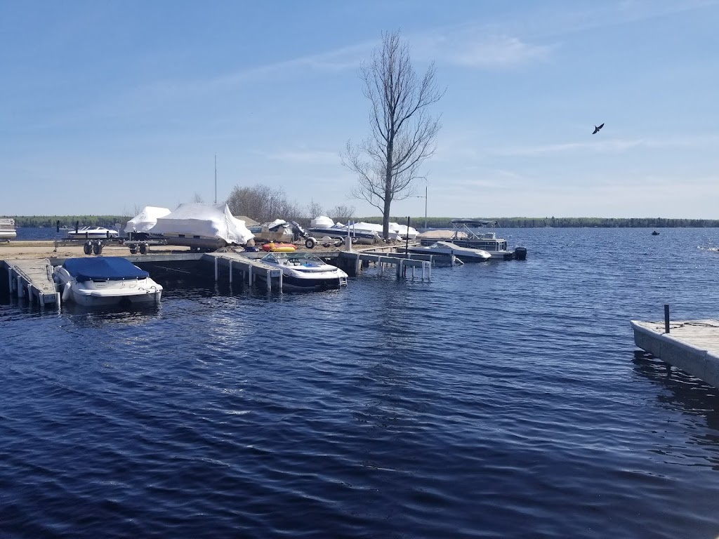 Penguin Resort | Faloma Beach off, Provincial Rd 301, Falcon Lake, MB R0E 0N0, Canada | Phone: (204) 349-2218