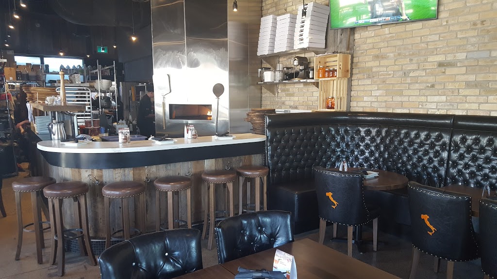 The Boot Social Pizzeria | 579 Kerr St, Oakville, ON L6K 3E1, Canada | Phone: (905) 339-3139