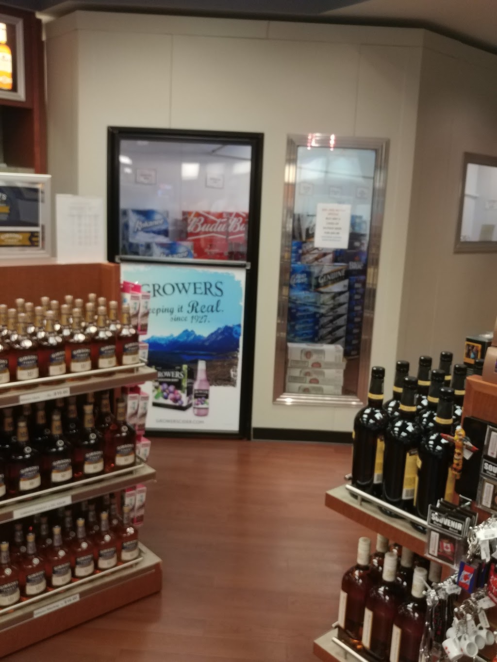 Abbotsford Duty Free | 45 Sumas Way, Abbotsford, BC V2S 8B7, Canada | Phone: (604) 852-1335