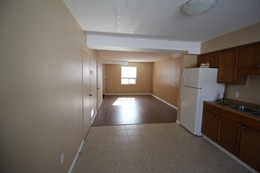 Alvinston Townhomes | 8057 Lorne St, Alvinston, ON N0N 1A0, Canada | Phone: (226) 213-4000