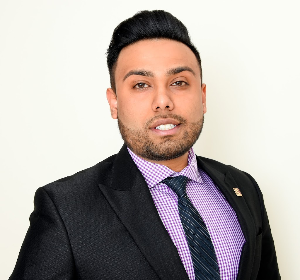 Gobindphotography | 27 Atlas Cres, Winnipeg, MB R2V 5A8, Canada | Phone: (204) 891-0698