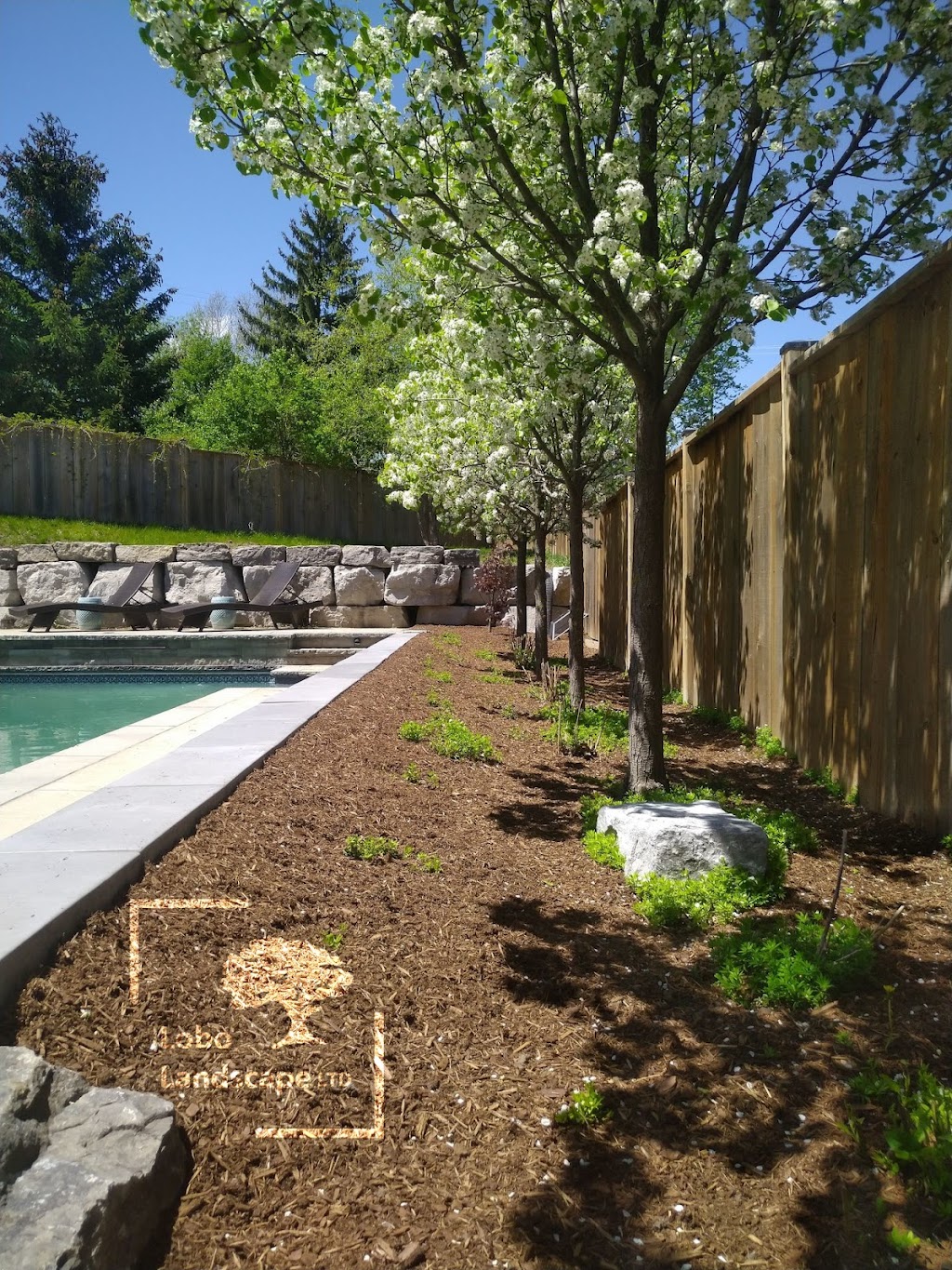 Lobo Landscape Ltd | 16 Garden Ave, Delaware, ON N0L 1E0, Canada | Phone: (519) 666-0296