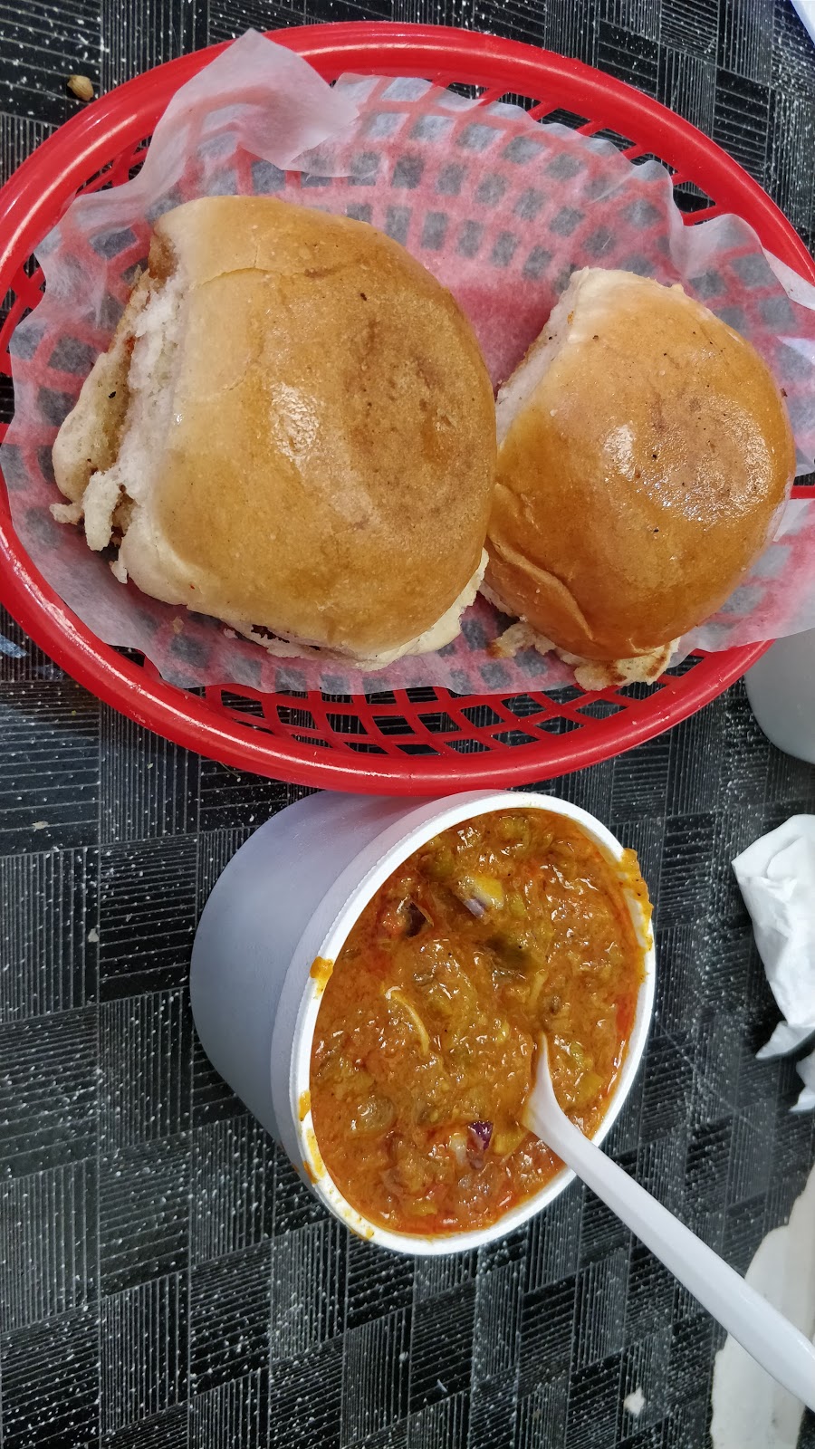 Mirchi Dhaba | 836 Markham Rd, Scarborough, ON M1H 2Y2, Canada | Phone: (647) 352-1255