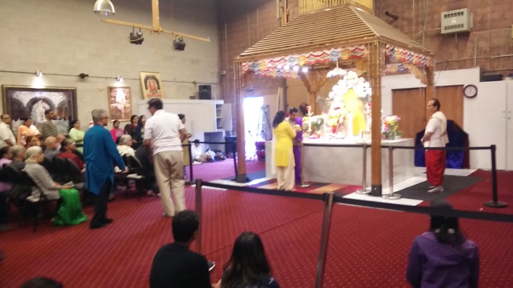 Shirdi Saibaba Mandir | 1190 Mid-Way Blvd #13, Mississauga, ON L5T 2B7, Canada | Phone: (647) 204-4761