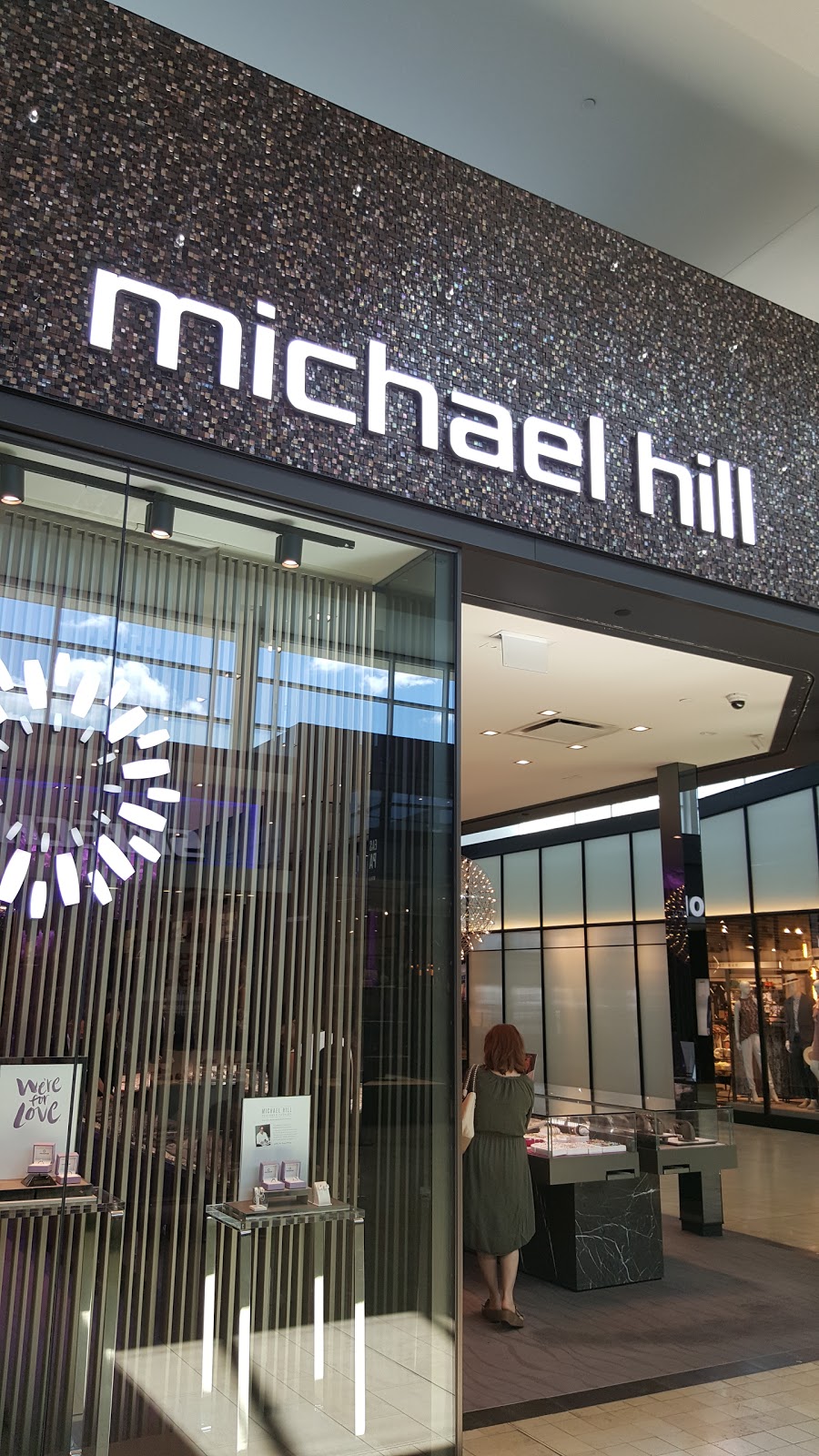 Michael Hill | 3401 Dufferin St, North York, ON M6A 2T9, Canada | Phone: (416) 781-7975