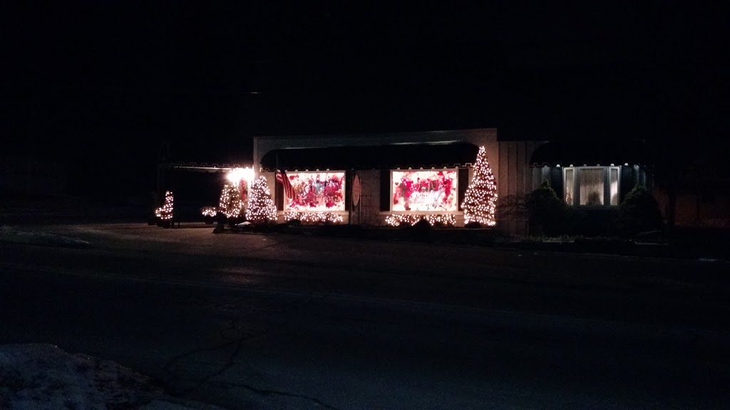 Silks Flower Shop | 816 Clinton Ave, St Clair, MI 48079, USA | Phone: (810) 329-4734