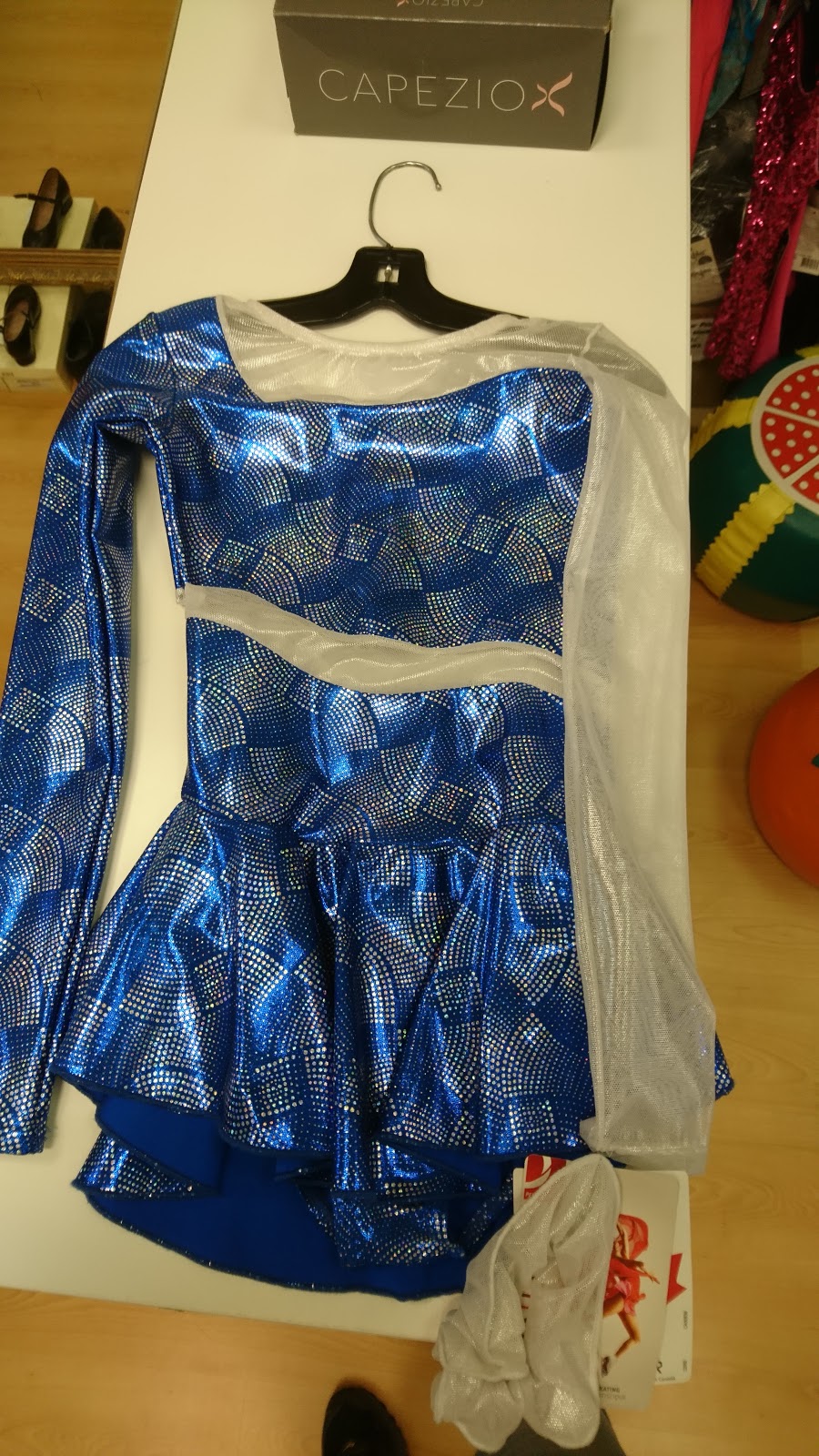 Beetles Dance Wear | 9100 Blundell Rd, Richmond, BC V6Y 3X9, Canada | Phone: (604) 277-4528