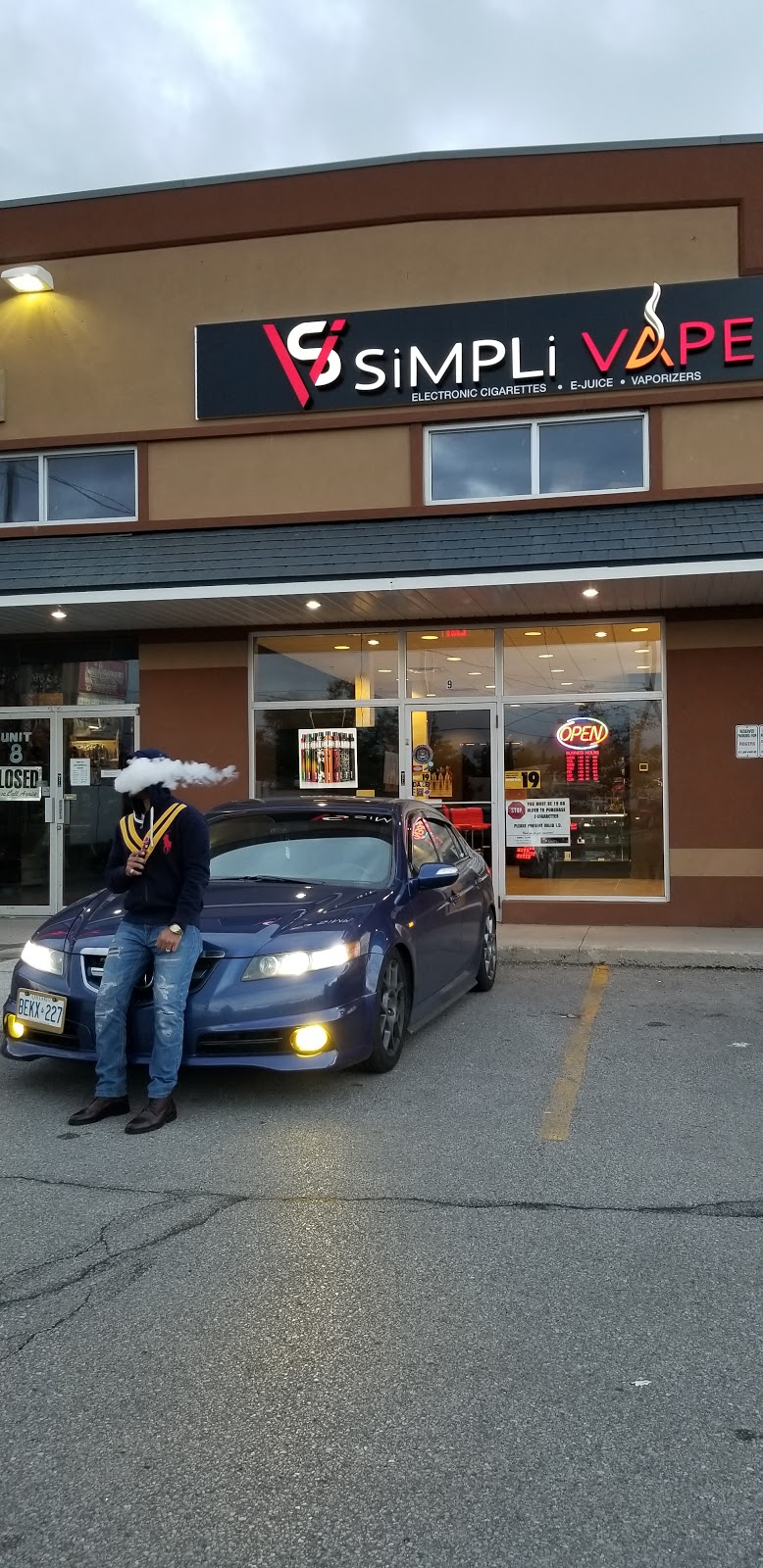 Simpli Vape | 13390 Yonge St, Richmond Hill, ON L4E 2P6, Canada | Phone: (905) 706-8273