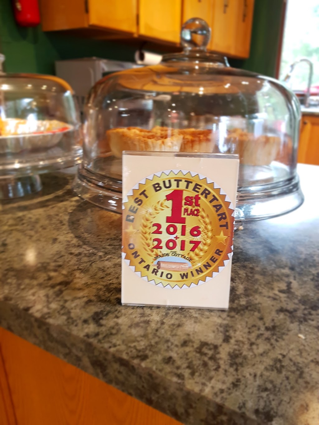 Farmhouse Pottery Gallery and Cafe | 307114 Hockley Rd, Laurel, ON L0N 1L0, Canada
