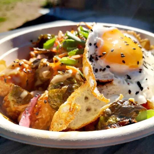 The Dilly Food Truck | 260 3rd Avenue At the intersection of Syndicate Board Shop and James Chabot Beach, Invermere, BC V0A 1K7, Canada | Phone: (250) 341-7559