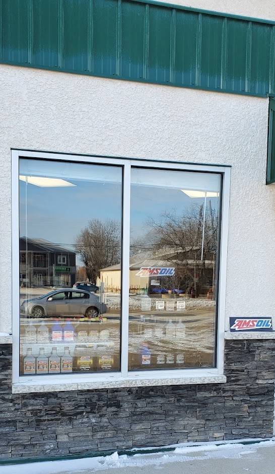 OrderSynthetics.ca - Manitoba Amsoil Stocking Dealer | 445 Main St Unit 5, Ile des Chênes, MB R0A 0T0, Canada | Phone: (204) 289-1818