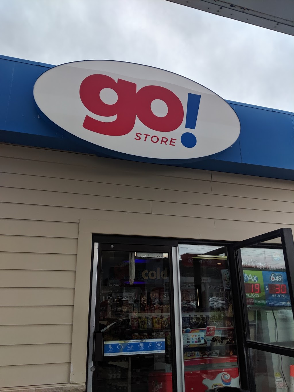 Esso | 249 Park Ave, Mount Pearl, NL A1N 1L5, Canada | Phone: (709) 364-7266