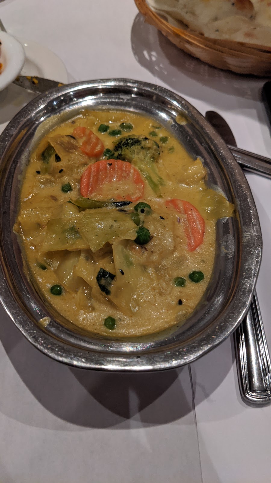 Saveur De LInde | 1275 Av. Maguire, Québec, QC G1T 1Z2, Canada | Phone: (418) 683-0006