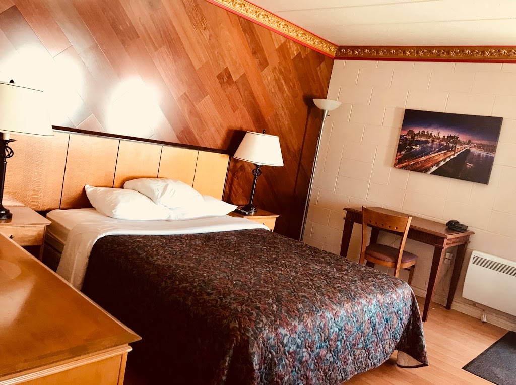 Motel Bellefeuille Inc. | 2070 Rue Bellefeuille, Trois-Rivières, QC G9A 2T6, Canada | Phone: (819) 376-7421