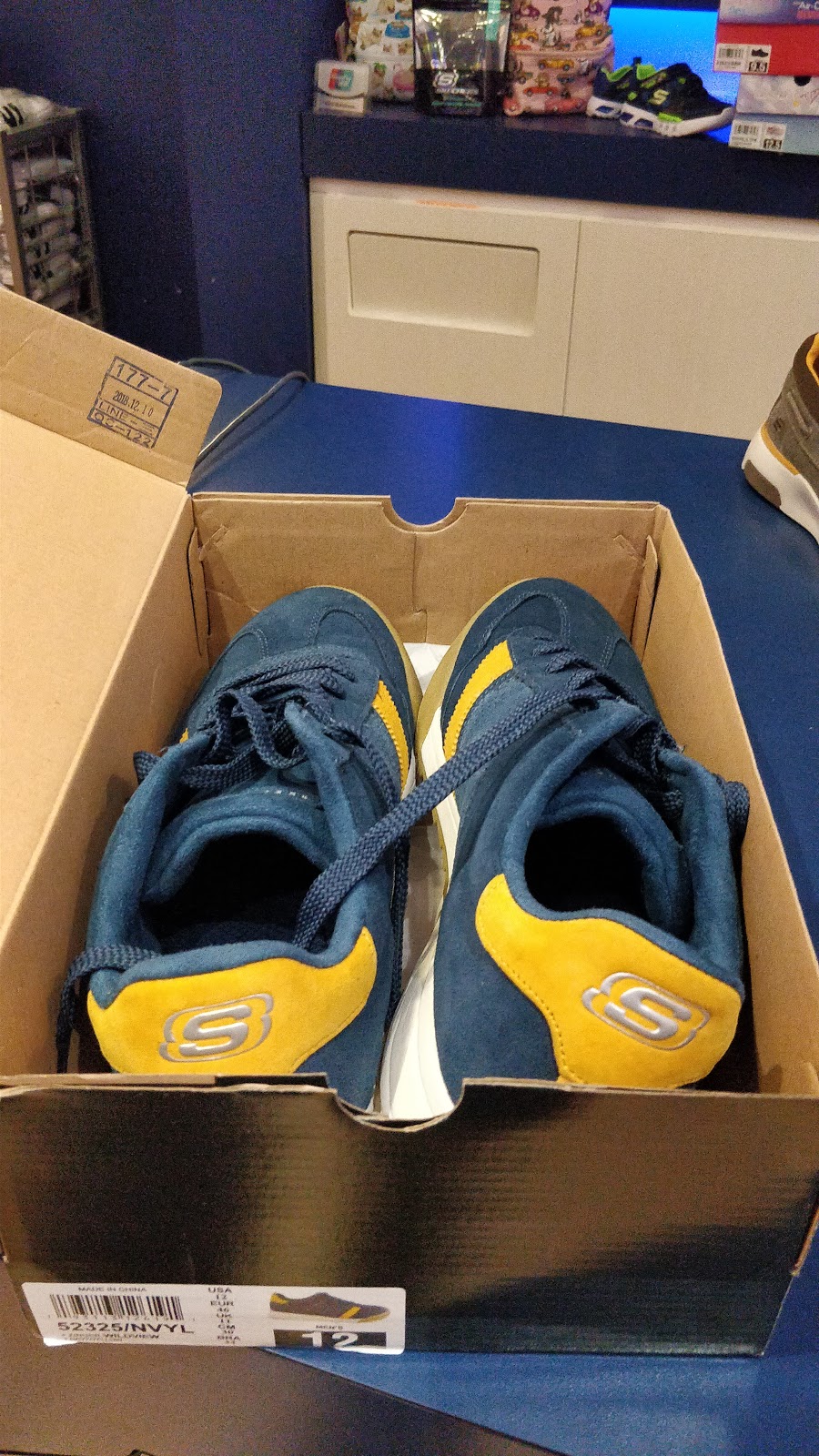SKECHERS Retail | 300 Borough Dr #90, Scarborough, ON M1P 4P5, Canada | Phone: (416) 290-1113