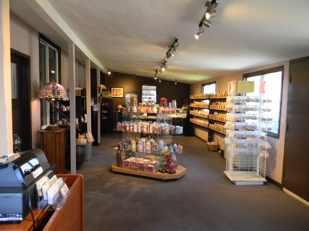 The Glass Candle | 1272 Colborne St E, Brantford, ON N3R 0C3, Canada | Phone: (519) 774-0296