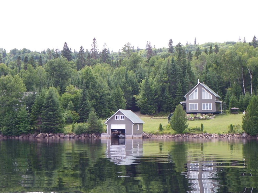 LE CELTE BORÉAL | 797 Bd Ducharme, La Tuque, QC G9X 3B4, Canada | Phone: (819) 523-7646