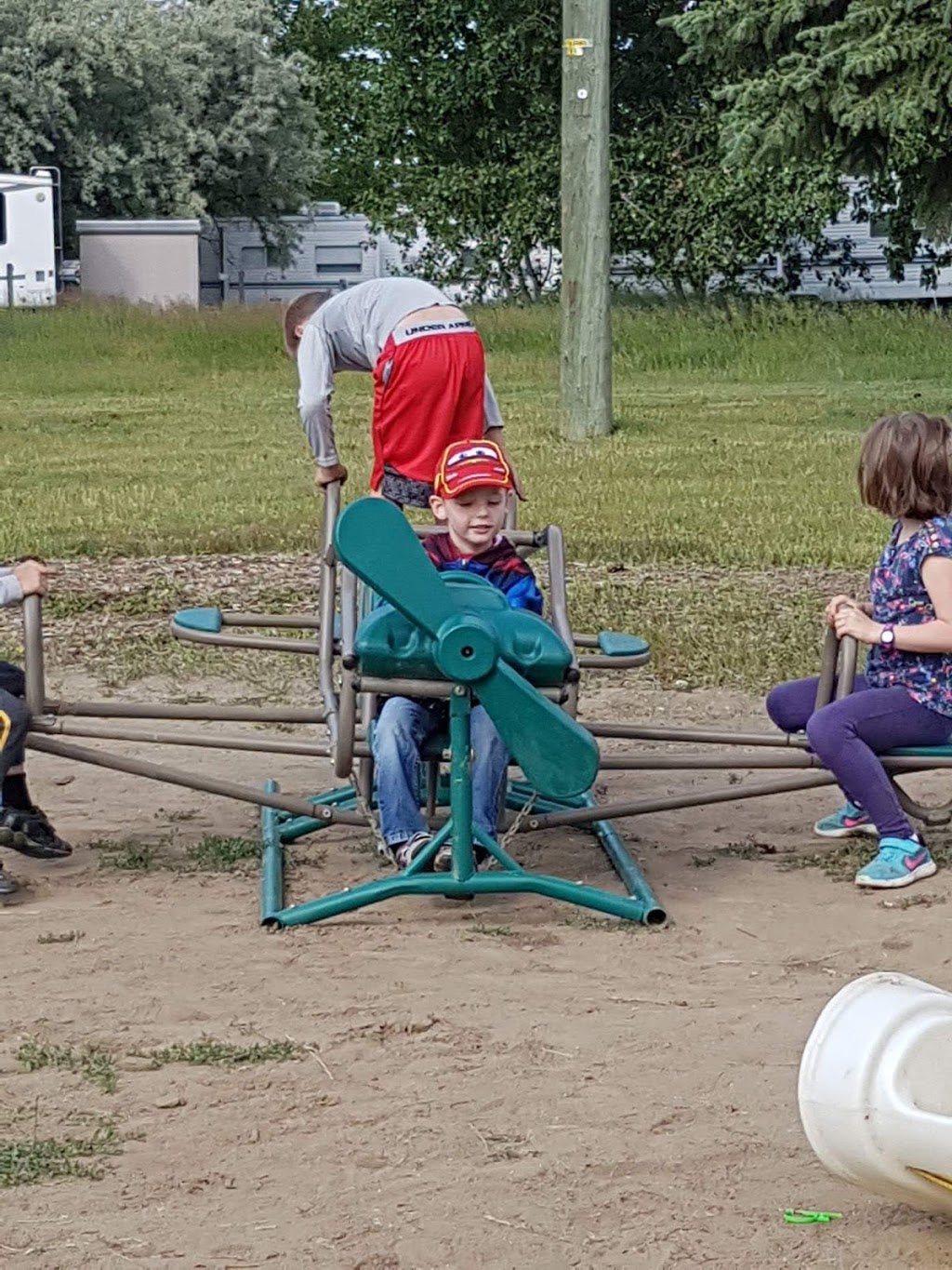 Eagle Lake RV Resort | Range Rd 243, Strathmore, AB T1P 1J6, Canada | Phone: (403) 934-4283