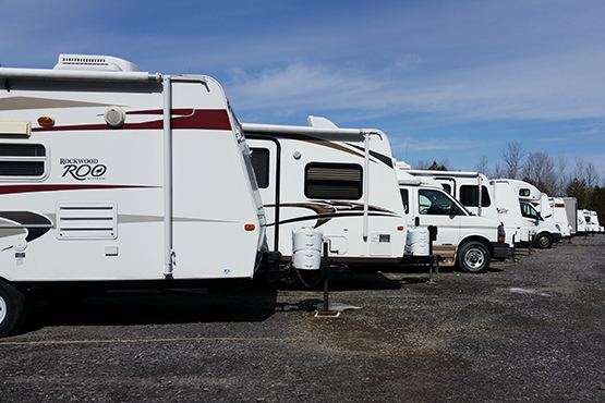Acceptable Storage | 4869 Bank St, Gloucester, ON K1X 1G7, Canada | Phone: (613) 822-7666
