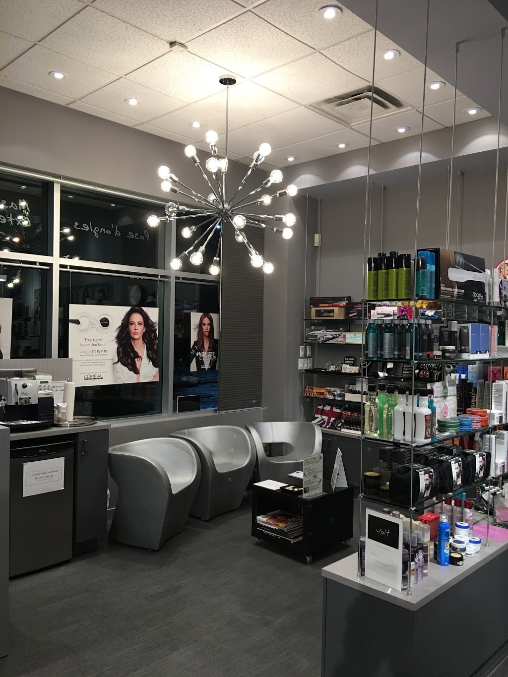 VOLT COIFFURE ESTHETIQUE INC. | 643 Boulevard Saint-René O, Gatineau, QC J8T 8M4, Canada | Phone: (819) 246-9223