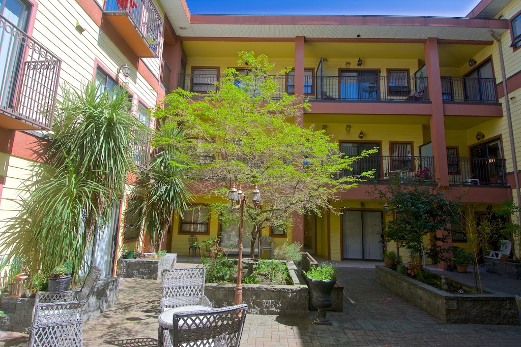 Ross Place Seniors Community | 2638 Ross Ln, Victoria, BC V8T 5M4, Canada | Phone: (250) 381-8666