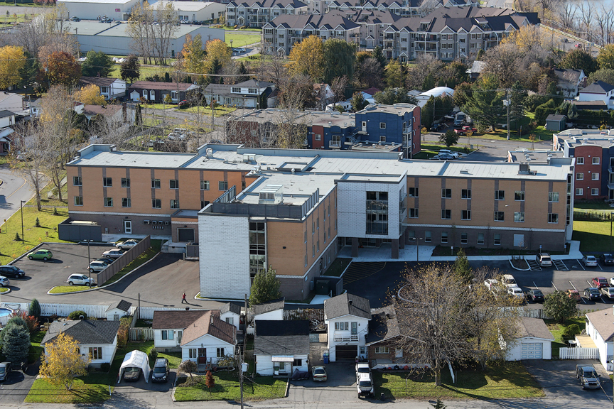 CHSLD Sainte-Catherine | 3065 Boulevard Marie-Victorin, Sainte-Catherine, QC J5C 1Z3, Canada | Phone: (450) 290-7646