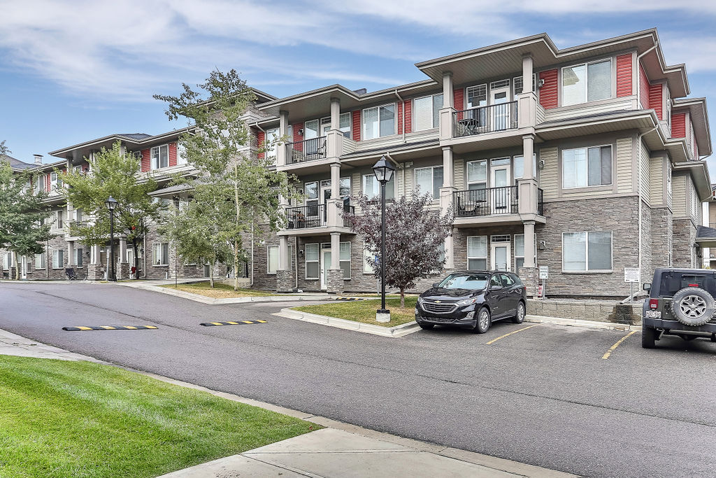 Sandra Roen Realty | 130 703 64 Ave SE, Calgary, AB T2H 2C3, Canada | Phone: (403) 837-7654