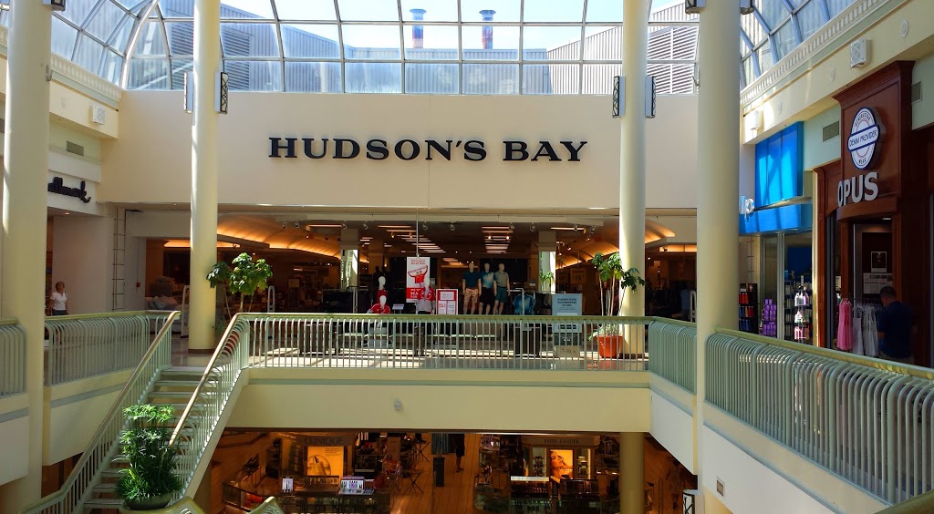 Hudson’s Bay | Oakville Place, 240 Leighland Ave, Oakville, ON L6H 3H6, Canada | Phone: (905) 842-4811
