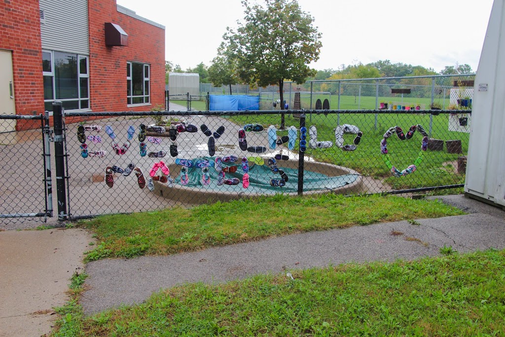 Umbrella Family and Child Centres of Hamilton - Hillcrest | 40 Eastwood St, Hamilton, ON L8H 6R7, Canada | Phone: (905) 545-6558