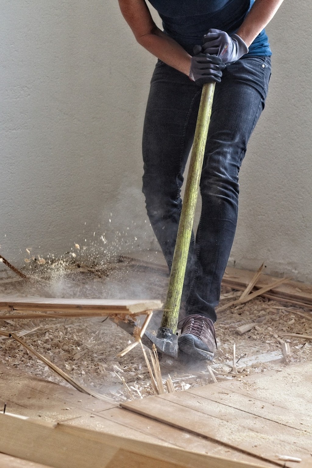 Younique Toitures|Renovations|Roofs | 53 Maxwell St, Baie-DUrfe, QC H9X 3V6, Canada | Phone: (438) 820-5878