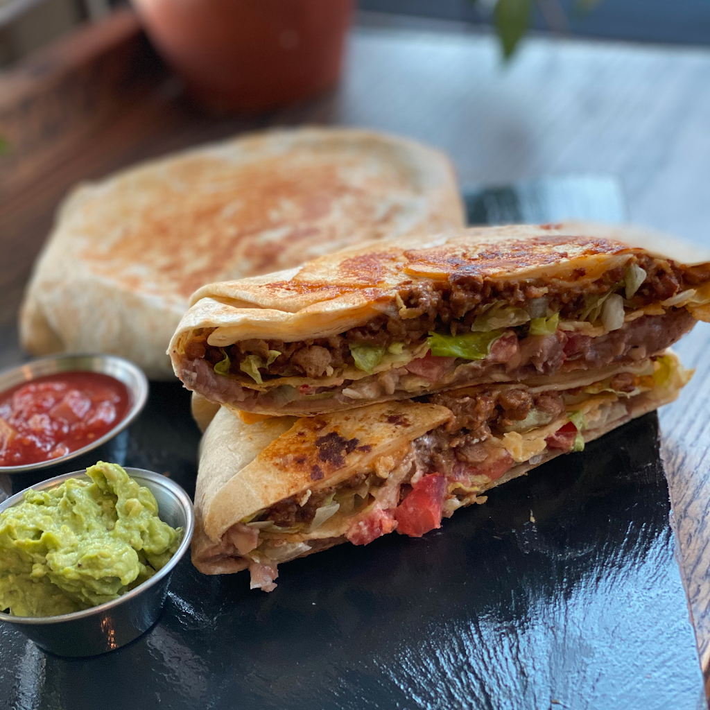 Roughage Eatery | 126 Sherbrook St, Winnipeg, MB R3C 2B4, Canada | Phone: (204) 779-8344