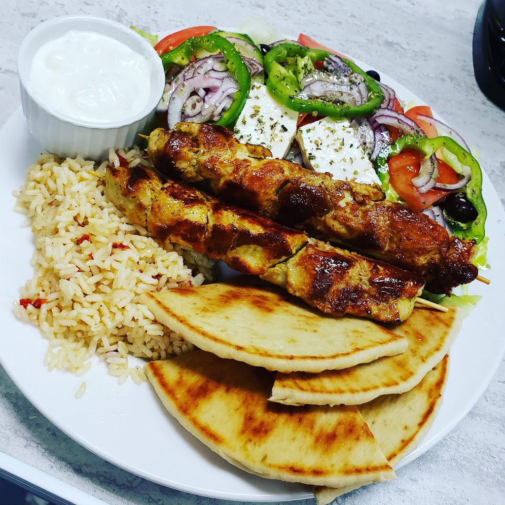 Pizzeria Il Forno | 4381 Boulevard Saint-Martin O, Laval, QC H7T 1C5, Canada | Phone: (450) 686-0222