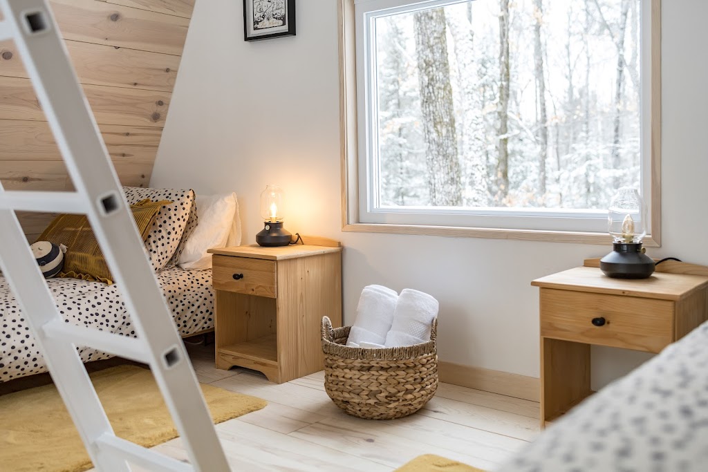 Chalets Prunella | 130 Chem. Miller, Ladysmith, QC J0X 2A0, Canada | Phone: (819) 923-5655
