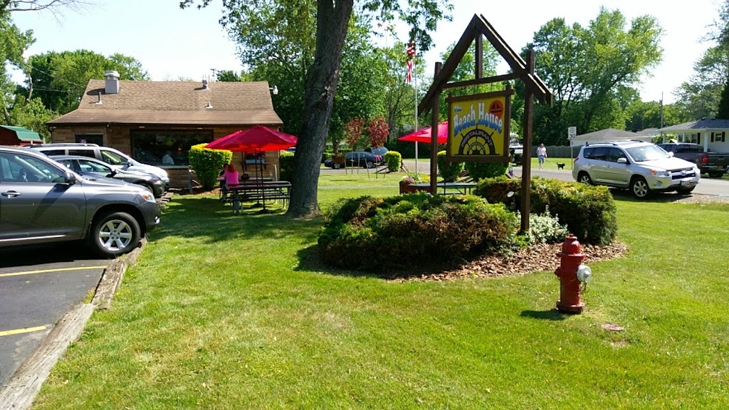 The Beach House Restaurant | 5584 E River Rd, Grand Island, NY 14072, USA | Phone: (716) 773-7119